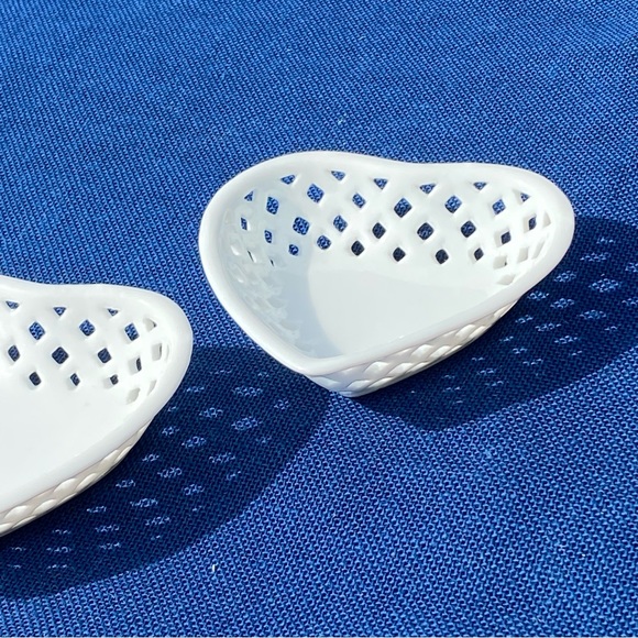 3 Porcelain Hearts π€π€π€ - Picture 9 of 10